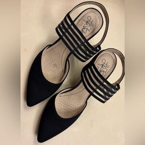 Life Stride Black Strappy Heels